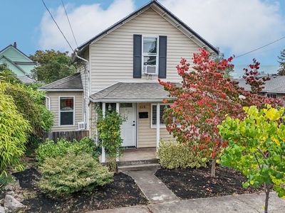 6128 SE 88th Ave, Portland, OR, 97266