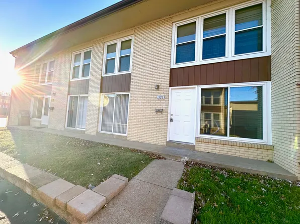 306 Forder Rd, Saint Louis, MO 63129