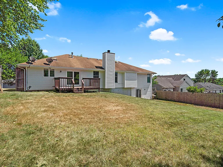 2601 Hillshire Dr — Photo 44