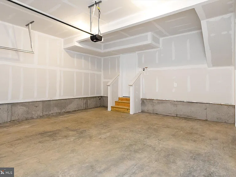405 17th Ave — Photo 31