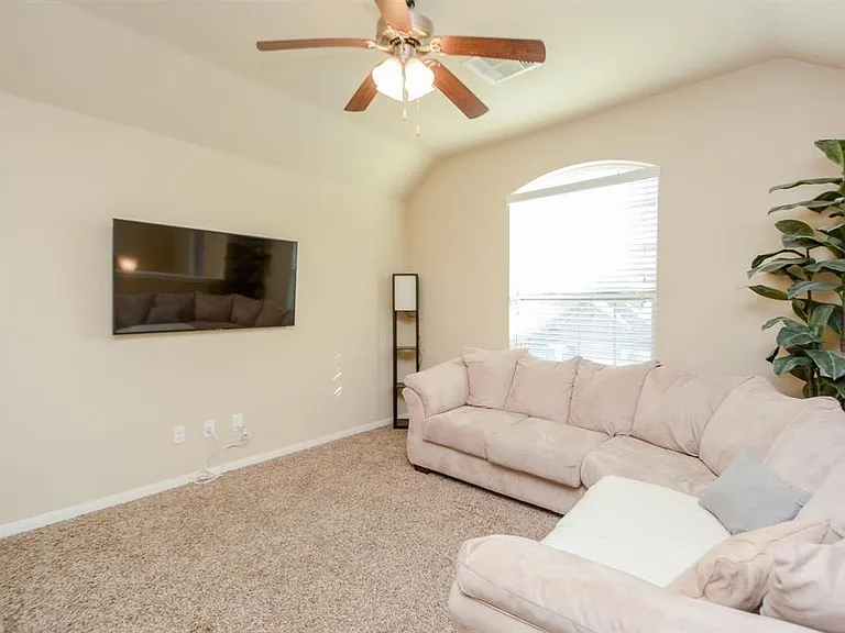 7418 Durango Creek Dr — Photo 26