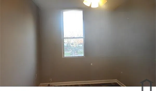 2800 W Garrison Ave — Photo 13