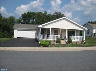 78 Random Rd, Douglassville, PA 19518