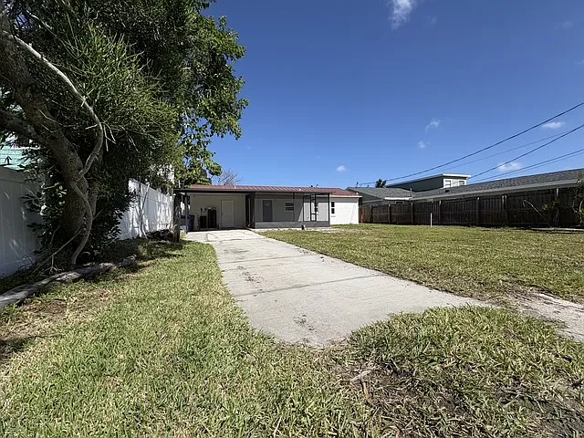 2 bed, 1332 sqft, $3,100 — Photo 4