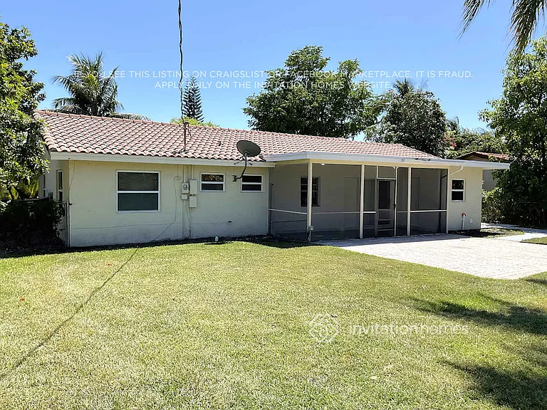 7805 NW 40th St — Photo 15
