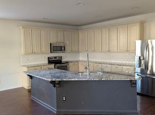 216 Milpass Dr, Holly Springs, NC 27540