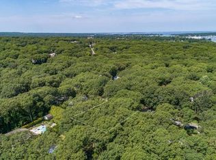 14 Hillside Dr E, Sag Harbor, NY 11963