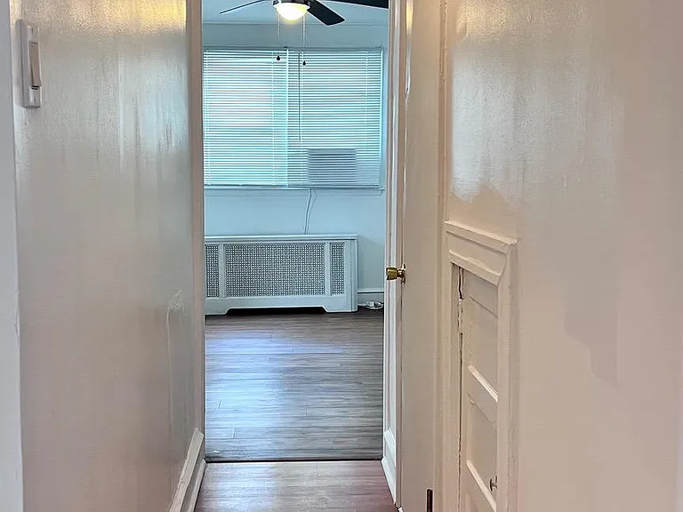5842 N 12th St — Photo 13