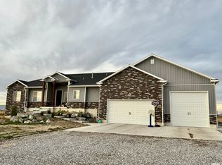 3366 W Windy Poplars, Honeyville, UT 84314