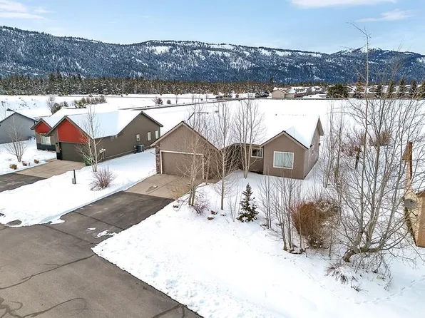 35 Moore Rd, Donnelly, ID 83615