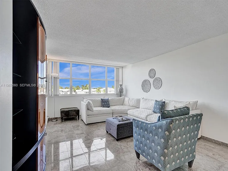 1400 S Ocean Dr #406 — Photo 6