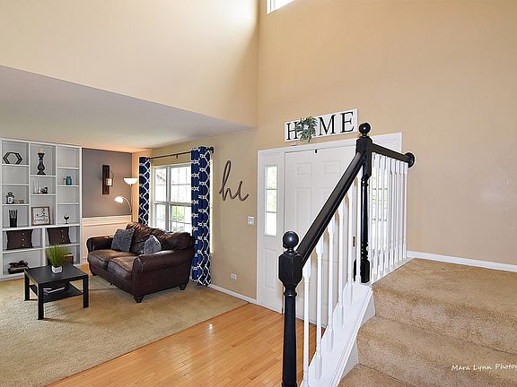 3rd image of 1184 N Camden Ln