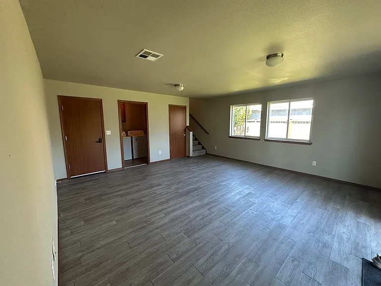 199 Goldmyer Dr — Photo 18