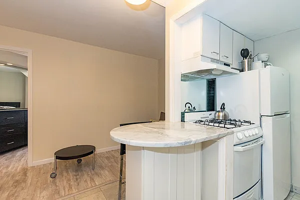 Rented by Direct Properties New York | media 81