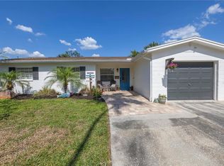 4011 Harrisburg St NE, Saint Petersburg, FL 33703