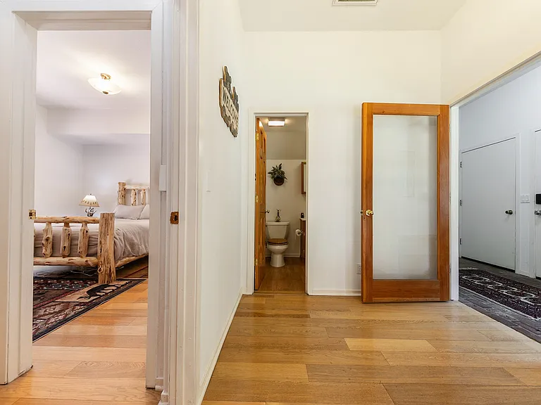 11059 Zermatt Dr — Photo 14