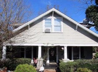 1402 1st Avenue Pl NW, Hickory, NC 28601