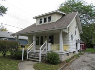 223 Oakwood St, Monroe, MI 48162