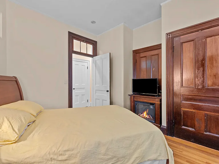 20 Mellen St #1 — Photo 9