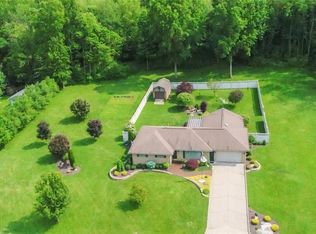 1811 Grove Ave, New Castle, PA 16101