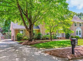 1509 Heathcliff Rd, High Point, NC 27262