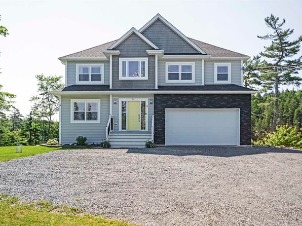 12 Aralia Ln, Upper Tantallon, NS B3Z 0P8