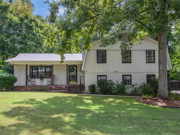 2757 Altadena Lake Dr, Birmingham, AL 35243