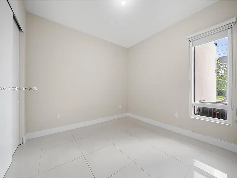 10280 NW 63rd Ter #104 — Photo 13