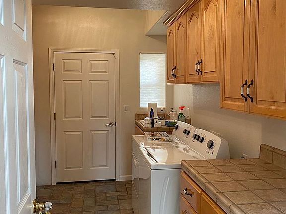5th image of 606 Ironwood Ct