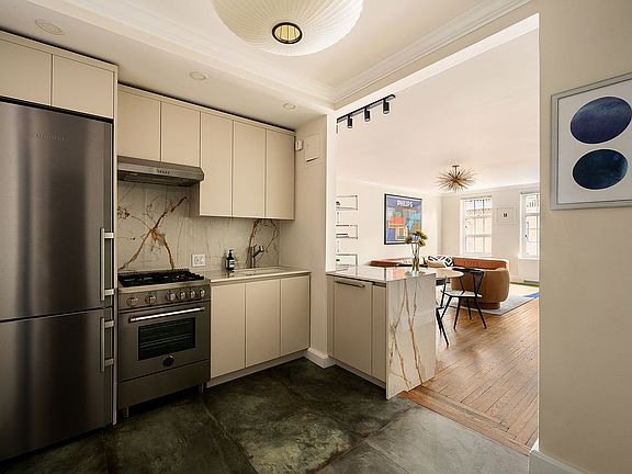 4th image of 410 W 24th St APT 16J