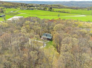 117 S Quaker Hill Rd, Pawling, NY 12564