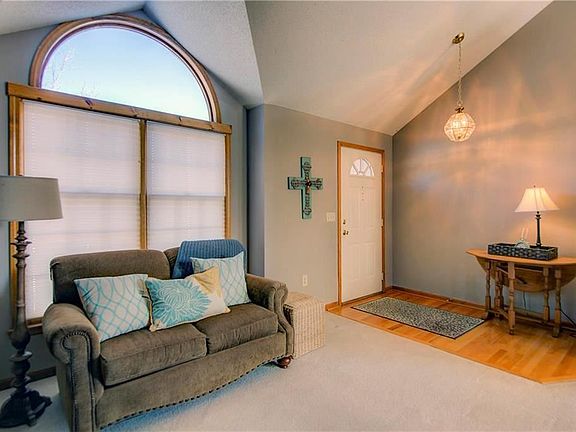 2nd image of 8909 W 127th Pl