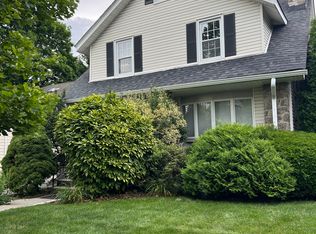 621 Lorraine St FLOOR 2, Mamaroneck, NY 10543