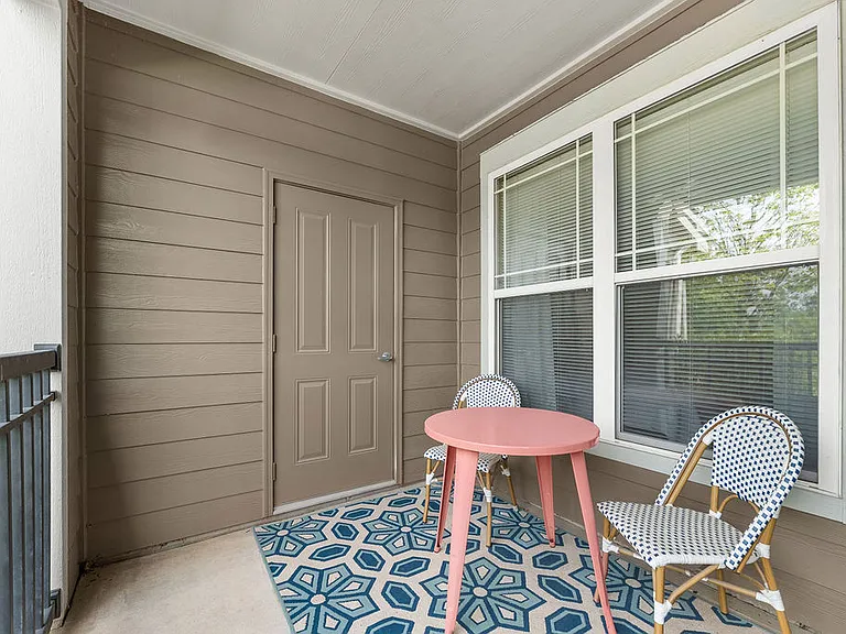 Riverstone Apartments — Photo 17