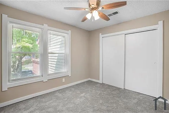 1090 Village Rd — Photo 22
