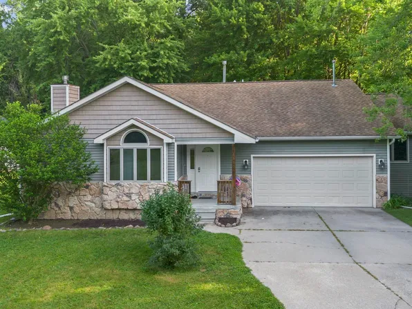 6580 Swartout Rd, Algonac, MI 48001