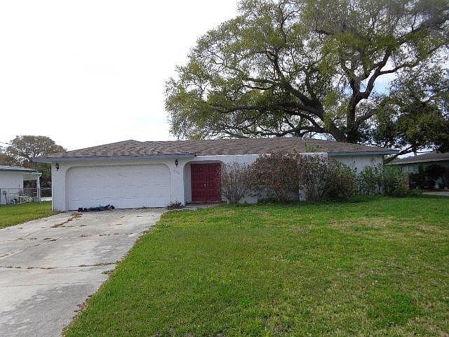 1st image of 5912 Nutmeg Ave