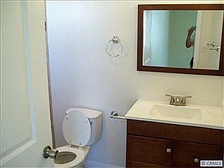 5th image of 1303 W 82nd St