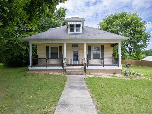 412 Franklin St, Fredericktown, MO 63645