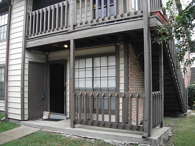 1st image of 2924 Manhattan Blvd Unit 156