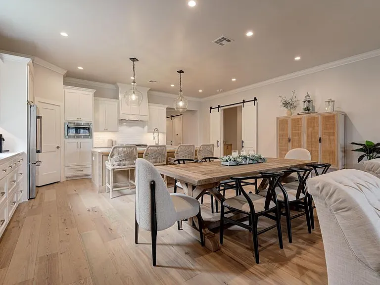 209 Pont De Normandie Ct — Photo 12