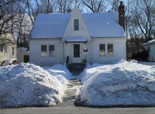20 Arnold Blvd, Poughkeepsie, NY 12603