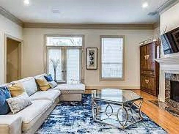 2nd image of 2885 Woodside St #332