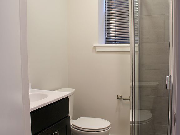 2nd image of 307 Perry St APT C