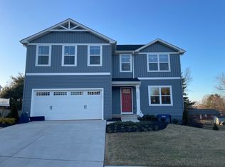 2640 High Point Dr, Culpeper, VA 22701