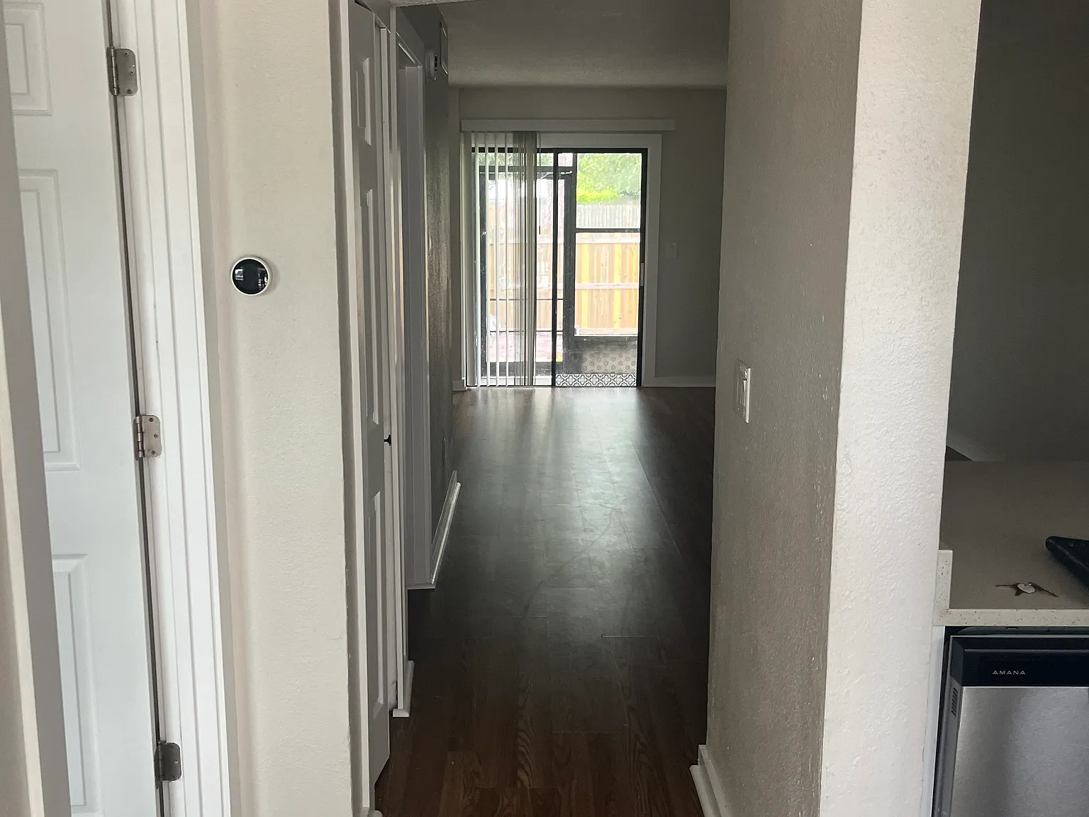 2 bed, 850 sqft, $1,695 — Photo 4