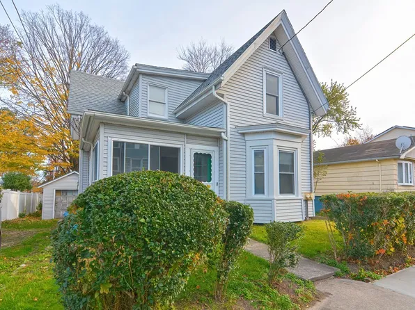 28 Charles St, Boston, MA 02136