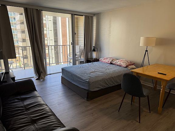 2nd image of 2345 Ala Wai Blvd APT 709
