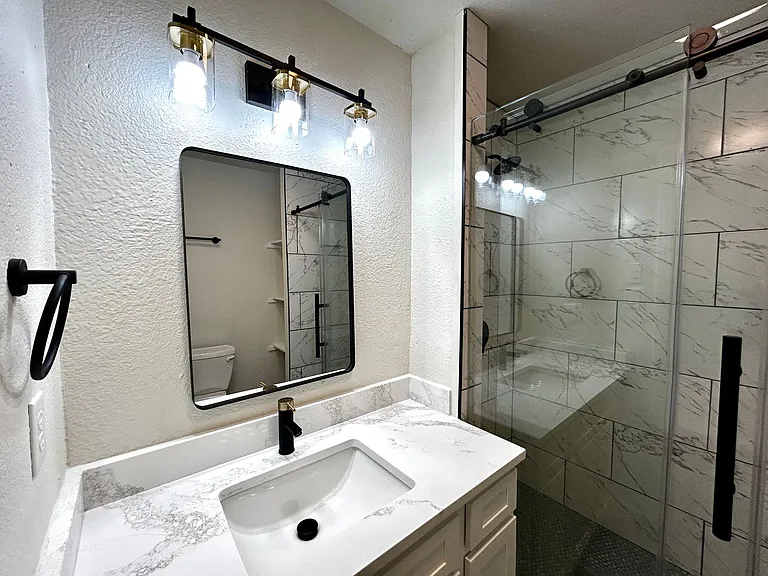 1005 W Martin Luther King Jr Blvd #A — Photo 33