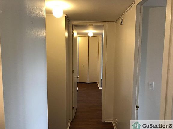 5th image of 3021 S Michigan Ave Unit 203